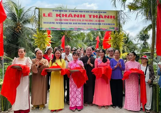 KHÁNH THÀNH CẦU GIAO THÔNG NÔNG THÔN – KẾT NỐI YÊU THƯƠNG, DỰNG XÂY QUÊ HƯƠNG